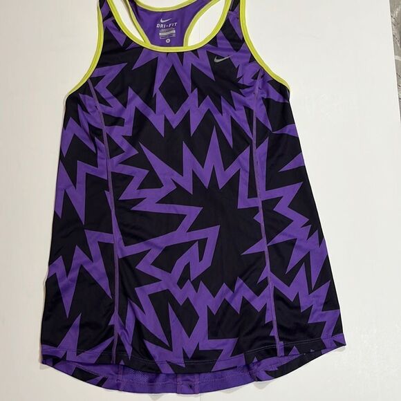 Nike Dri-Fit Workout Tank - Picture 3 of 12